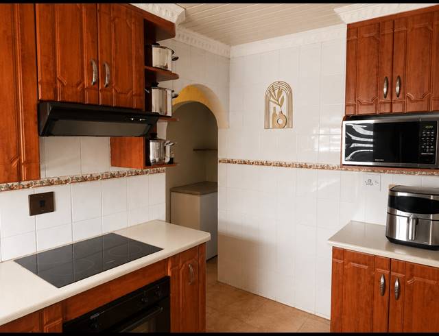 3 BEDROOM HOUSE FOR SALE IN EVATON WEST
